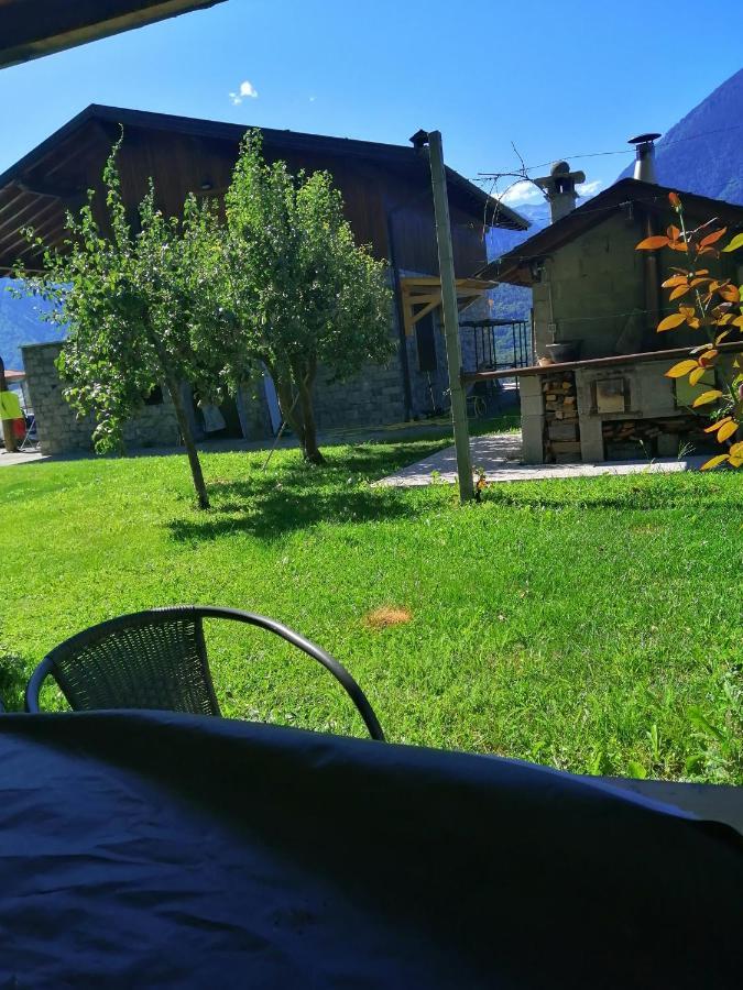 Casa Vacanze La Ca Del Cunfec Sondrio Luaran gambar