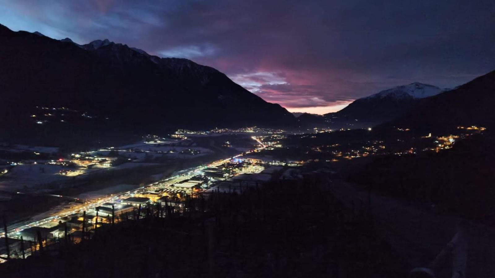 Casa Vacanze La Ca Del Cunfec Sondrio Luaran gambar