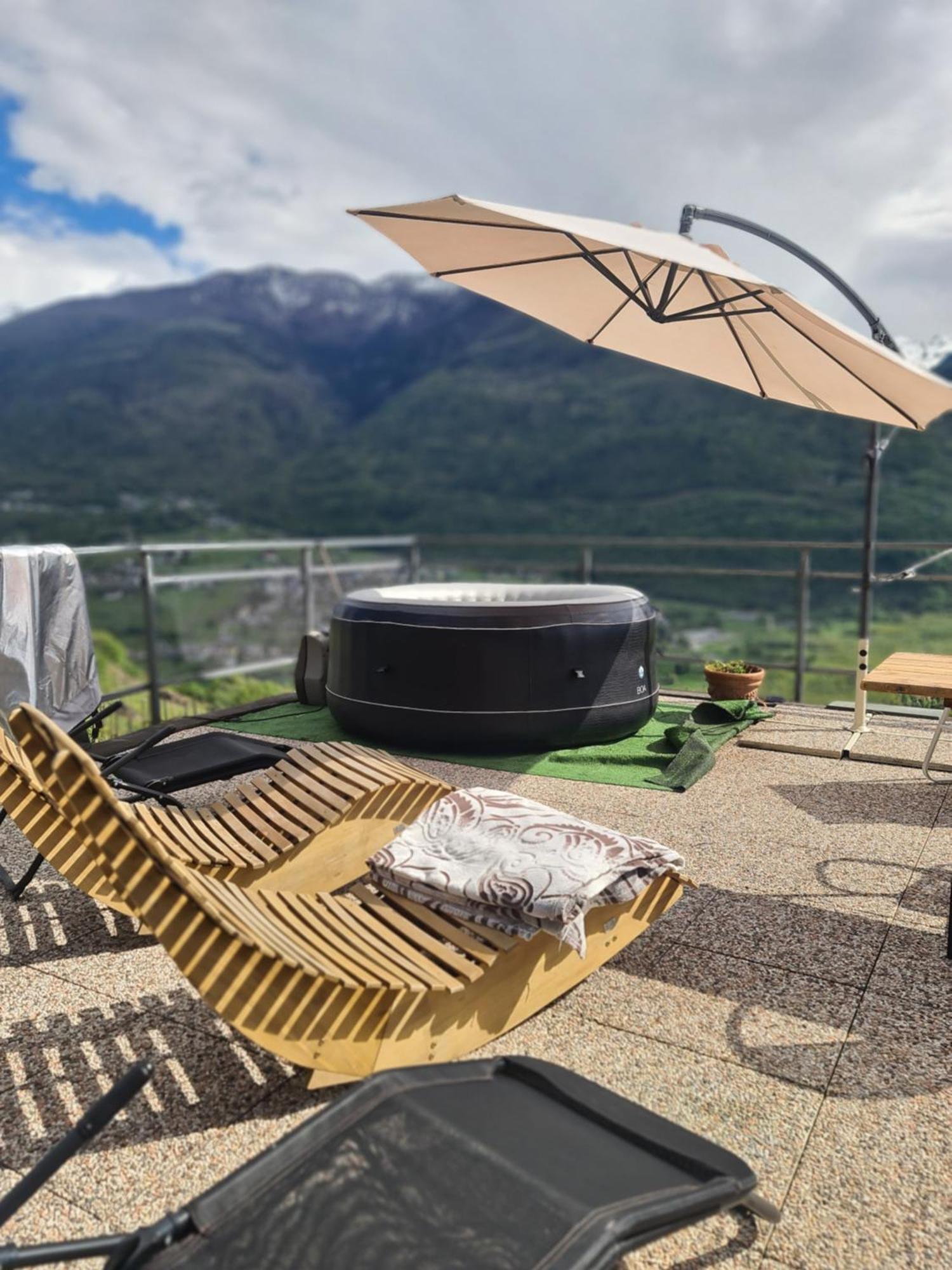 Casa Vacanze La Ca Del Cunfec Sondrio Luaran gambar