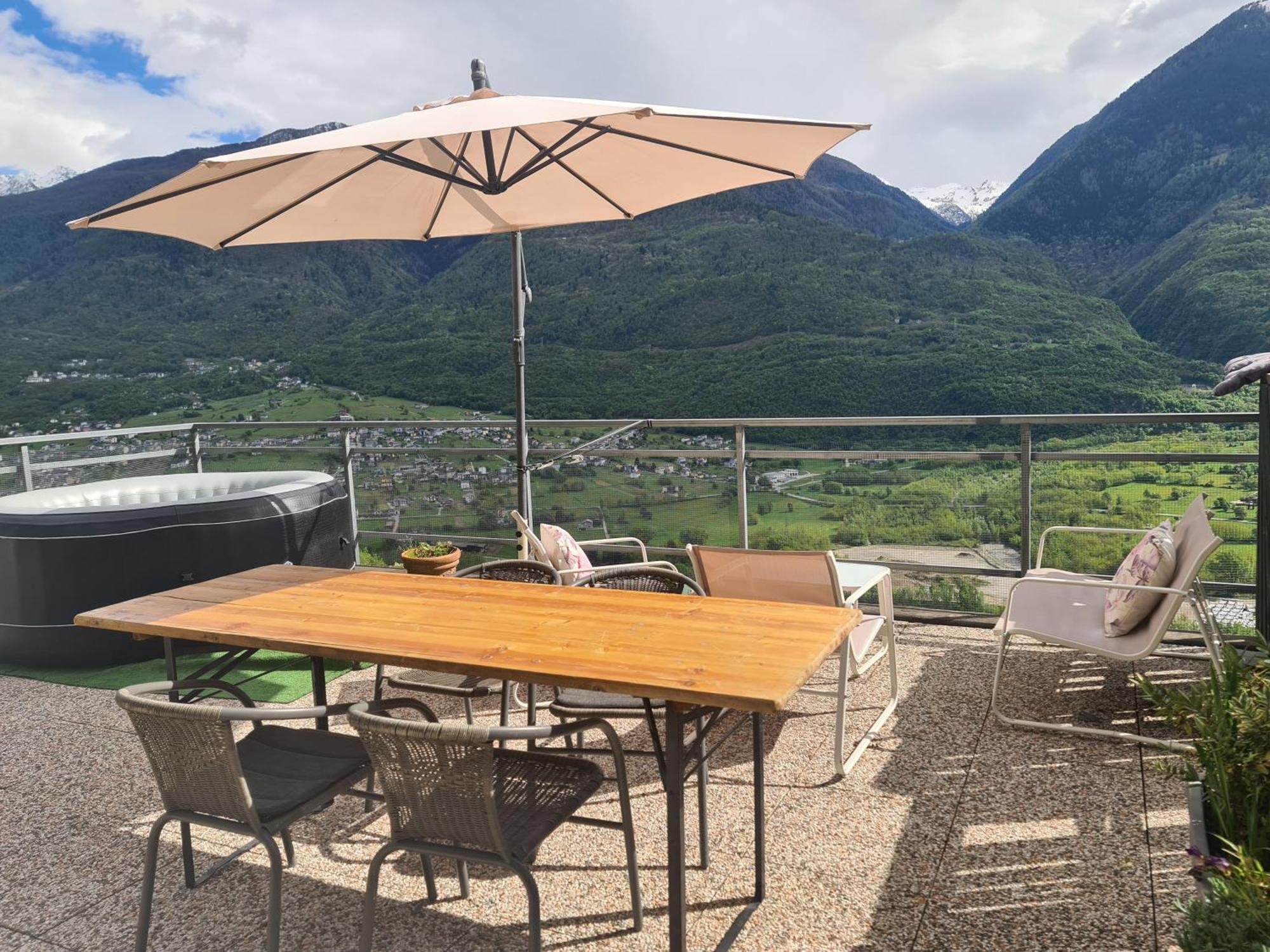 Casa Vacanze La Ca Del Cunfec Sondrio Luaran gambar